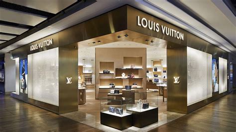 louis vuitton shops london